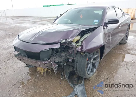 2021 Dodge Charger Sxt Rwd z USA, uszkodzony, nr VIN 2C3CDXBG1MH611911